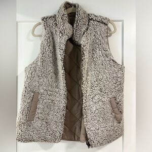 Cozy Sherpa Fleece Vest